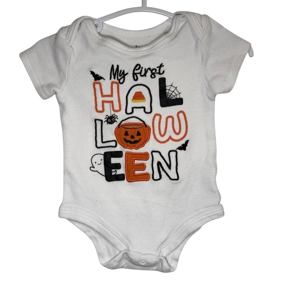 My First Halloween Baby White Bodysuit Size 3 Month Pumpkin Ghost Bats One Piece
